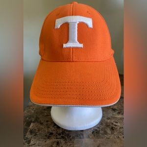 Tennesse Volunteers Strapback Hat Adult One Size Orange Cap Flaw on Back